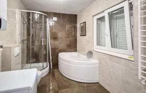 Lovely Home In Tribunj With Wifi