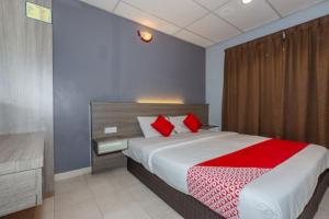Hotel Q Banda Kaba Near Red Bulding