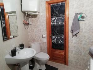 Просторная, винтажная квартира возле метро Позняки