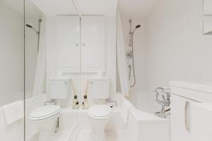 Bright Studio Flat with Private Patio Fulham