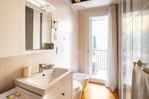 GuestHost - Piazza Mazzini Bright Apartment Padova