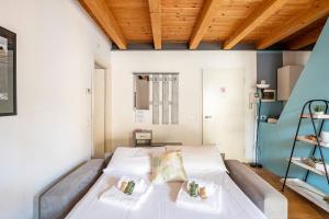 GuestHost - Piazza Mazzini Bright Apartment Padova
