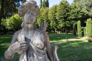 Il Marchese Di Ronta