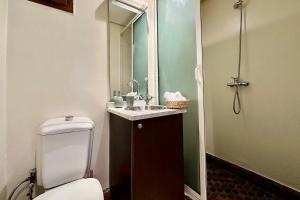 Al Qantara with Terrace and Pool