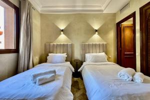 Al Qantara with Terrace and Pool