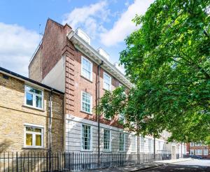 For Students Only AXO Waterloo Ensuite Rooms in London