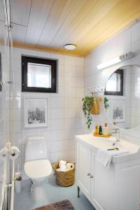 Reindeerly Cottage Hosted by Hygge Host