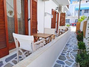 Aphrodite apartment