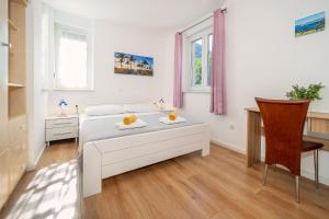 Deluxe Apartments Kovac with Terrace