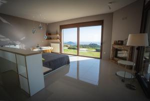 SKYLINE VILLA ESTATE The Luxury Mountain Experience