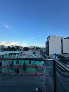 2BR Penthouse with Rooftop Pool