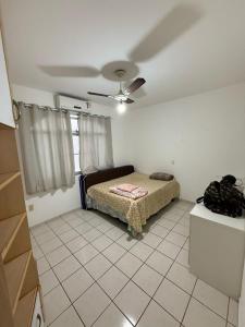 Apartamento em prédio na Praia do Morro