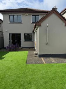 Comfort On The Green - Galway City Centre