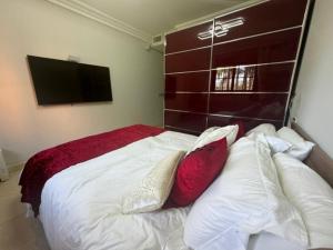 3 bed Apartment in Gazules del Sol