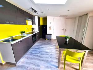 Spacieux de 150 m idéal familles et groupes