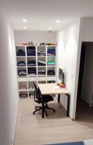 Chic & Cozy 95m Apartment Perfect for Families