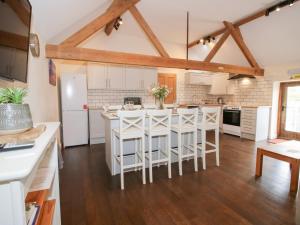 Millstone Cottages - Breidden View