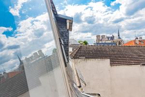 Stuart elegance with Cathedral view, Ideal for Families