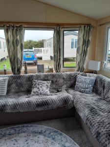 Static caravan - sleeps 8