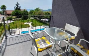 Gorgeous Apartment In Veprinac