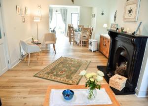 Skellig Fuchsia Lodge Ballinskelligs by Trident Holiday Homes