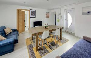 Stunning Apartment In Grand-Fort-Philippe