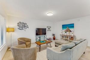 The Sailors Perch, Unit 1