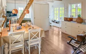 2 Bedroom Stunning Home In Sæby