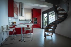 SKYLINE VILLA ESTATE The Luxury Mountain Experience