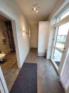 New, bright and spacious 1 bedroom apartment