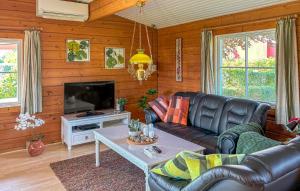 3 Bedroom Beautiful Home In Haderslev