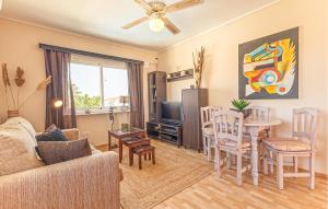 Stunning Home In Orihuela Costa