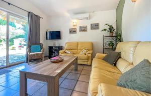 Awesome Home In Aramon With Outdoor Swimming Pool