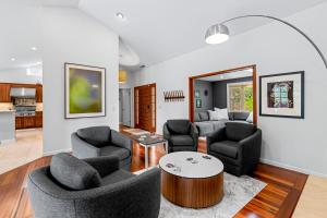 3984 Life of Riley home