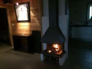 Chalet 15 pers écologique et moderne de 7 chambres à 15 km de la mer