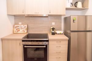 Beachside Bliss Central 1-Bedroom in Glyfada