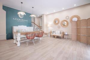 Moon Dreams Mediterráneo