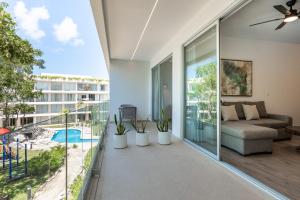 Ocean Whispers TL A206