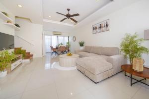 Laguna Park 10 minutes walk to Bangtao Beach