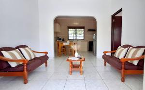 Roche Kerlan Apartments