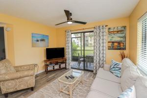 Ocean Village Club A17