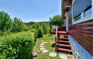 Pet Friendly Home In Mrzlo Polje