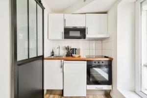 Studio moderne aux portes de Paris