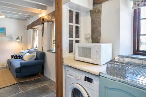 Finest Retreats - Demelza Cottage