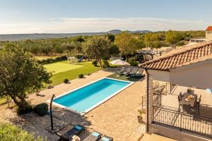 Casa Kamber with pool