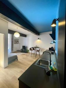 Les Halles 2 - Central - Lumineux - Spacieux - Fibre