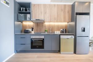 207 Riverlands - 1 Bedroom Apartment with Parking