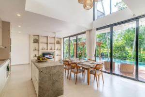 Luxury 3BR Villa With Private Rice Field View - Hubuddha III