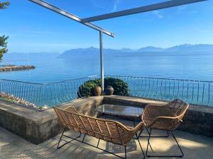 Peaceful Lakefront Living, your Buchillon Retreat! LR23B