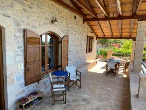 Red Rock & Sea House